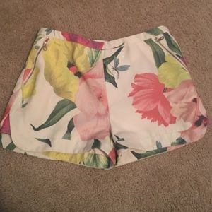 Extremely cute Ted Baker short!